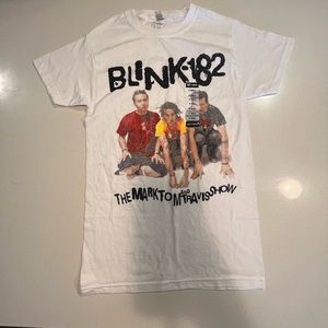 Blink 182 VTG band shirt NWT HOT TOPIC